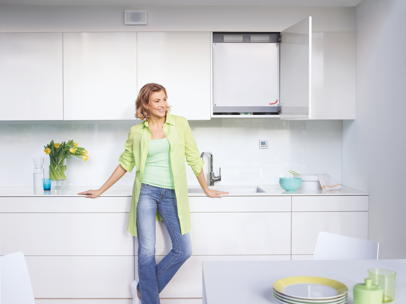 Zehnder ComfoAir 180 - instalace v kuchyňské lince Zehnder ComfoAir 180 - řešení pro menší byty