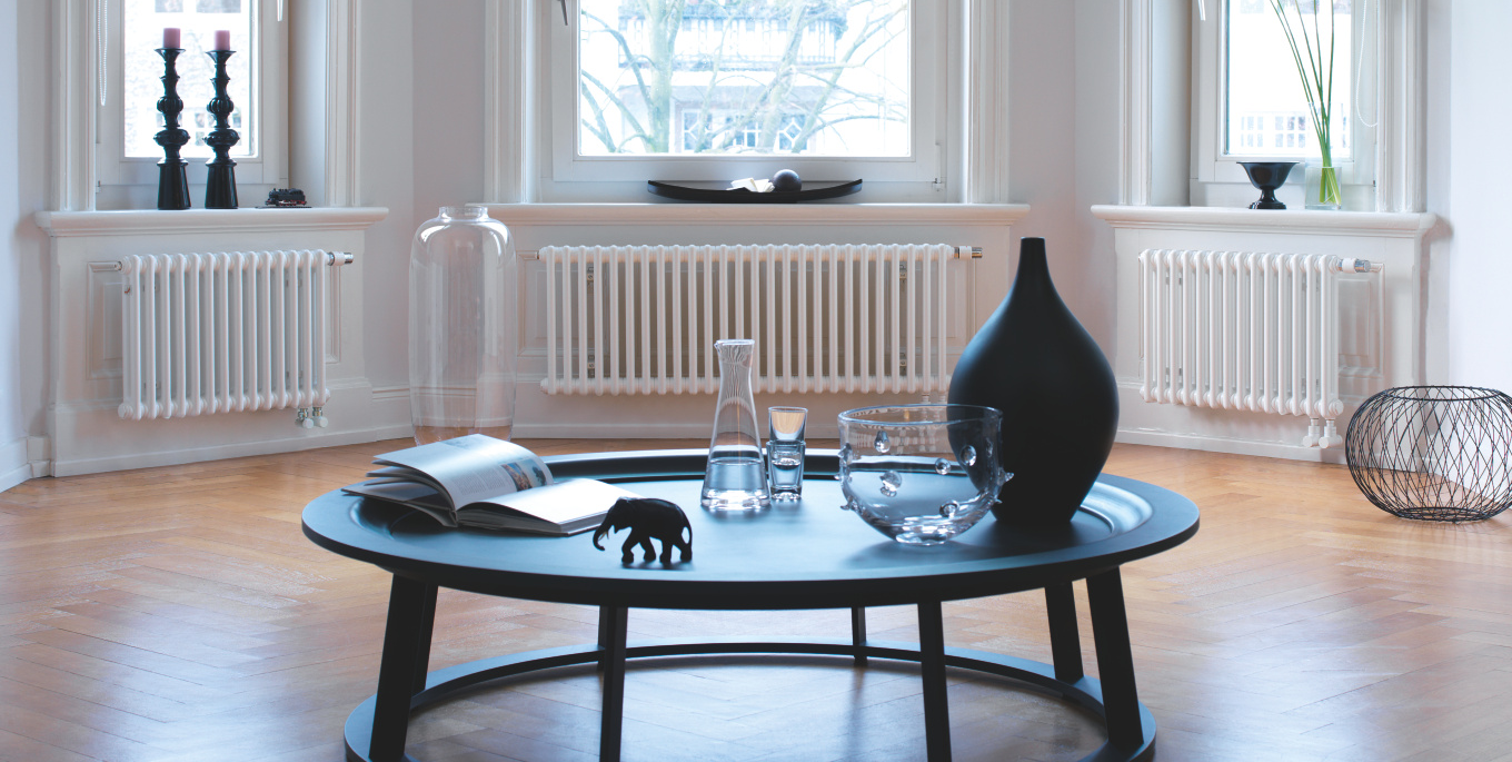 Zehnder_RAD_Charleston_Retrofit_connection_bottom_right_9016_living Rendering Zehnder Charleston Decorative radiator Front view