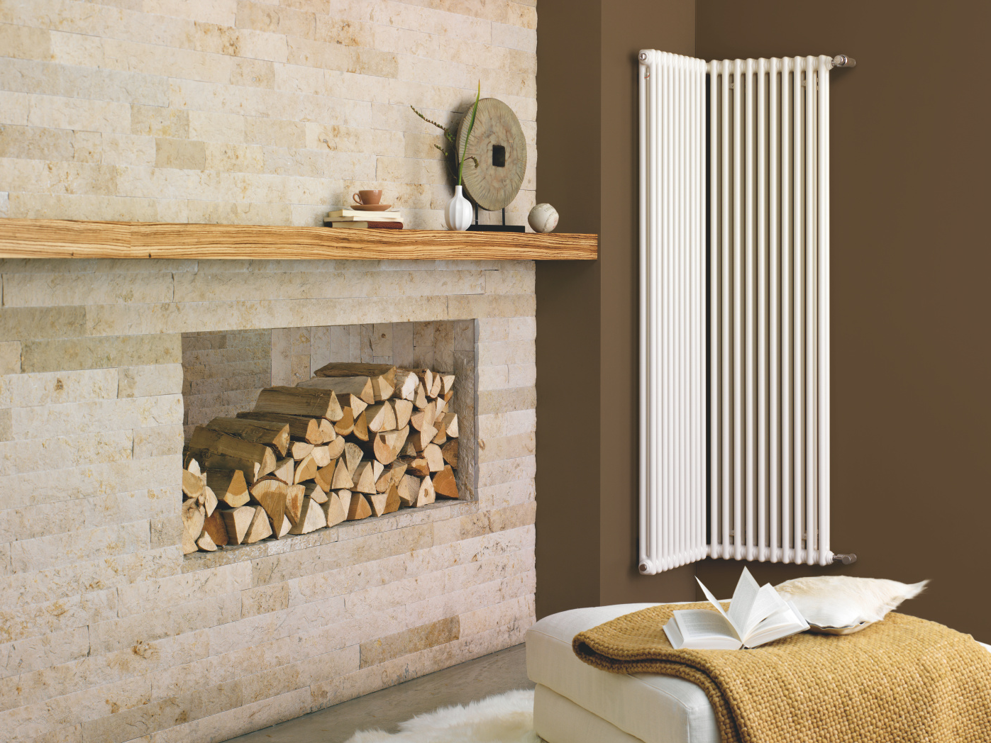 Zehnder_RAD_Charleston_connection_bottom_right_angeled_cream_living Rendering Zehnder Charleston Decorative radiator Front view