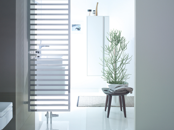 Zehnder Quaro Rendering Zehnder Quaro Decorative radiator Front view