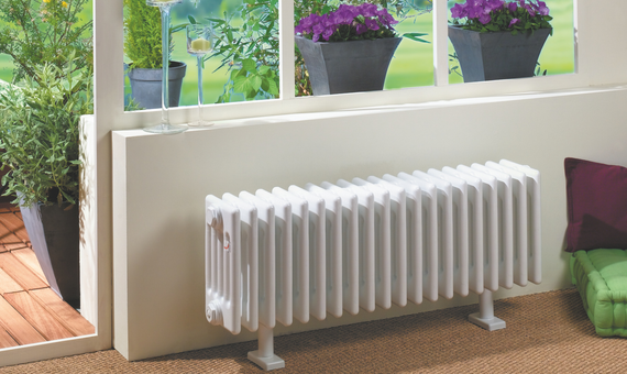 Zehnder Charleston Zehnder Charleston - před okna s nízkým parapetem